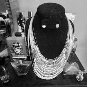 Catwalk Queen Style Necklace